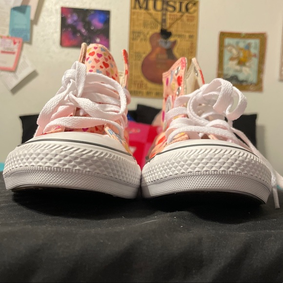 Heart Converse high top sneakers - Picture 7 of 7